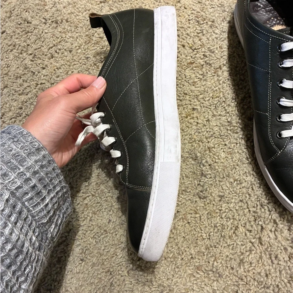 Robert Graham Men’s Blackburn leather sneakers Size 12 Green Luxury Modern